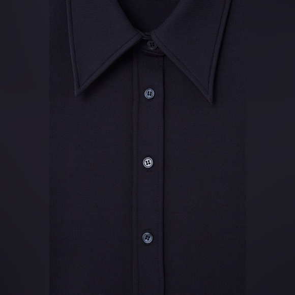 COS Slim Exaggerated Collar Jersey shirt🔥
NWOT - Picture 5 of 13